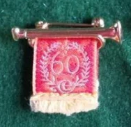 Rood Vaantje/Trompetje 60jr (Personeelspin)